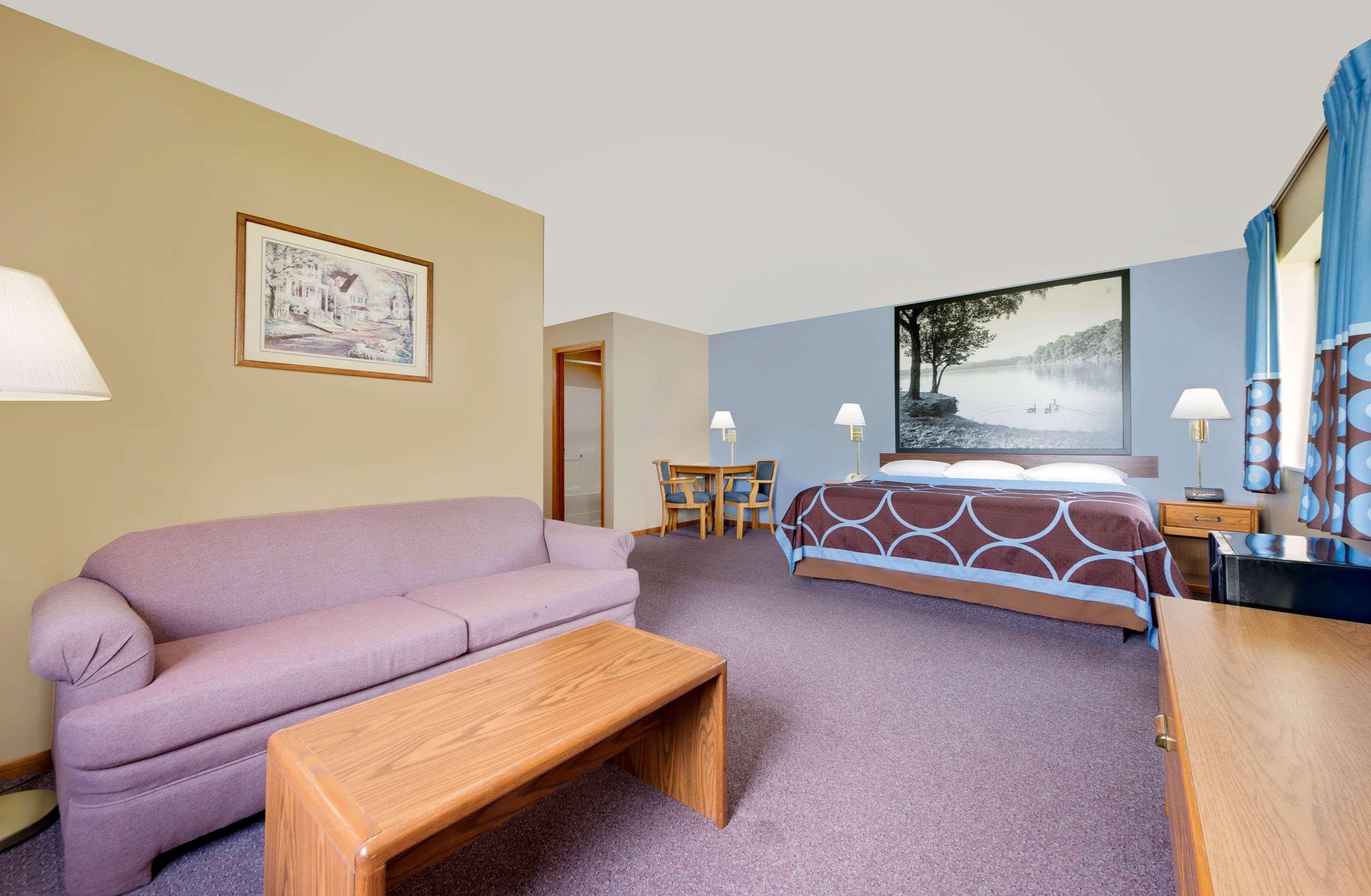 Super 8 By Wyndham Chariton Hotel Екстериор снимка