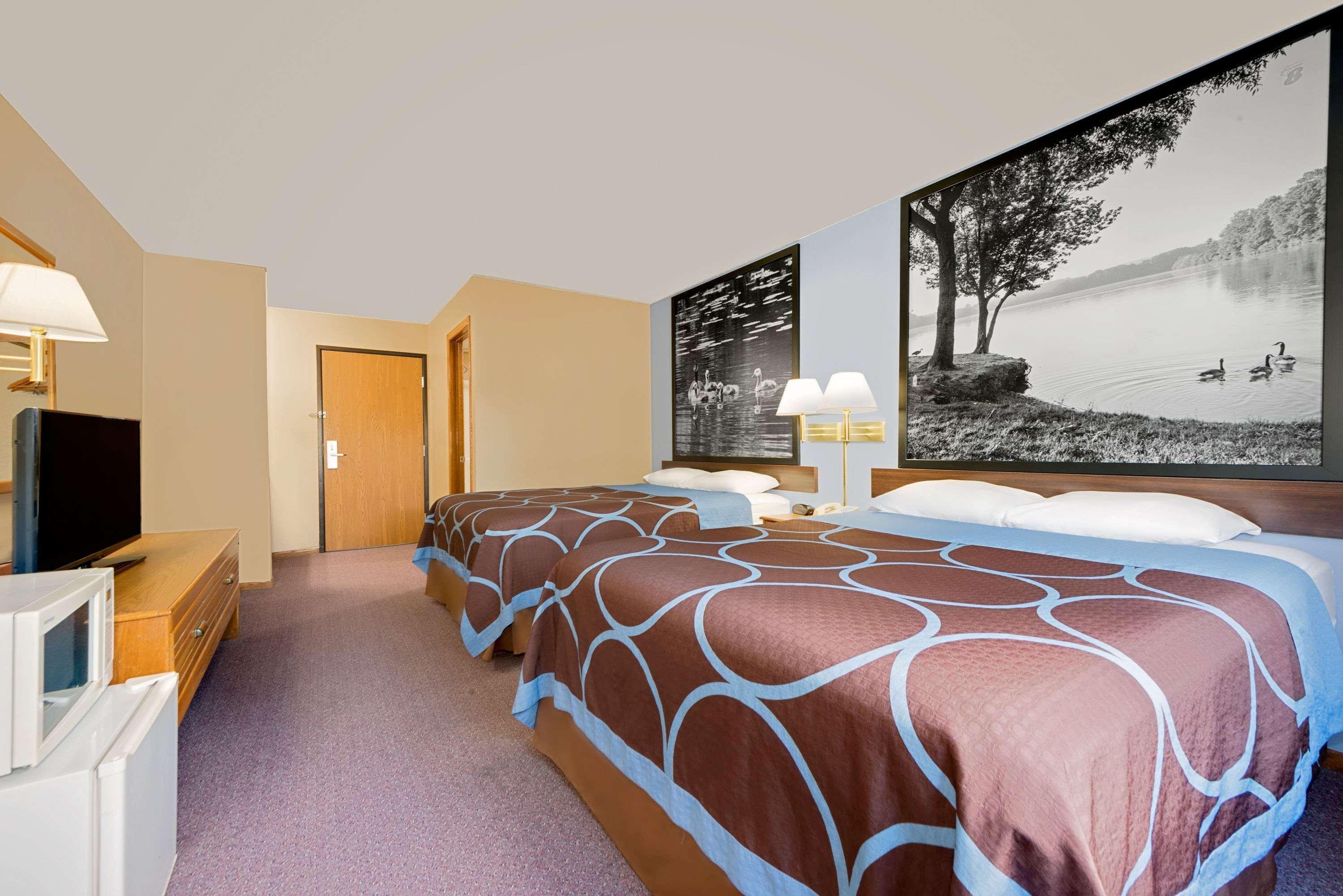 Super 8 By Wyndham Chariton Hotel Екстериор снимка