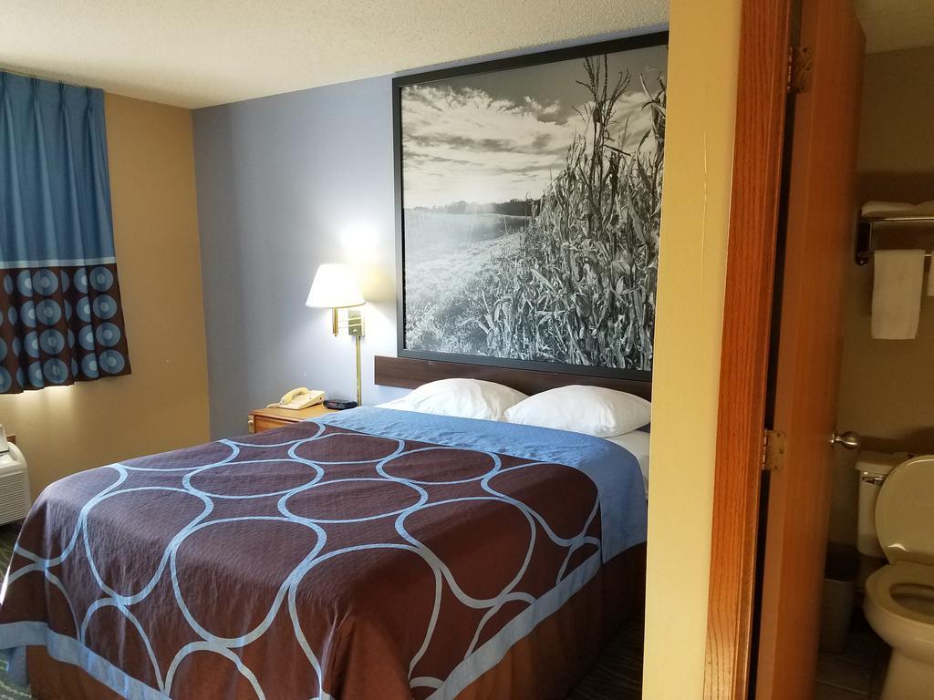 Super 8 By Wyndham Chariton Hotel Екстериор снимка